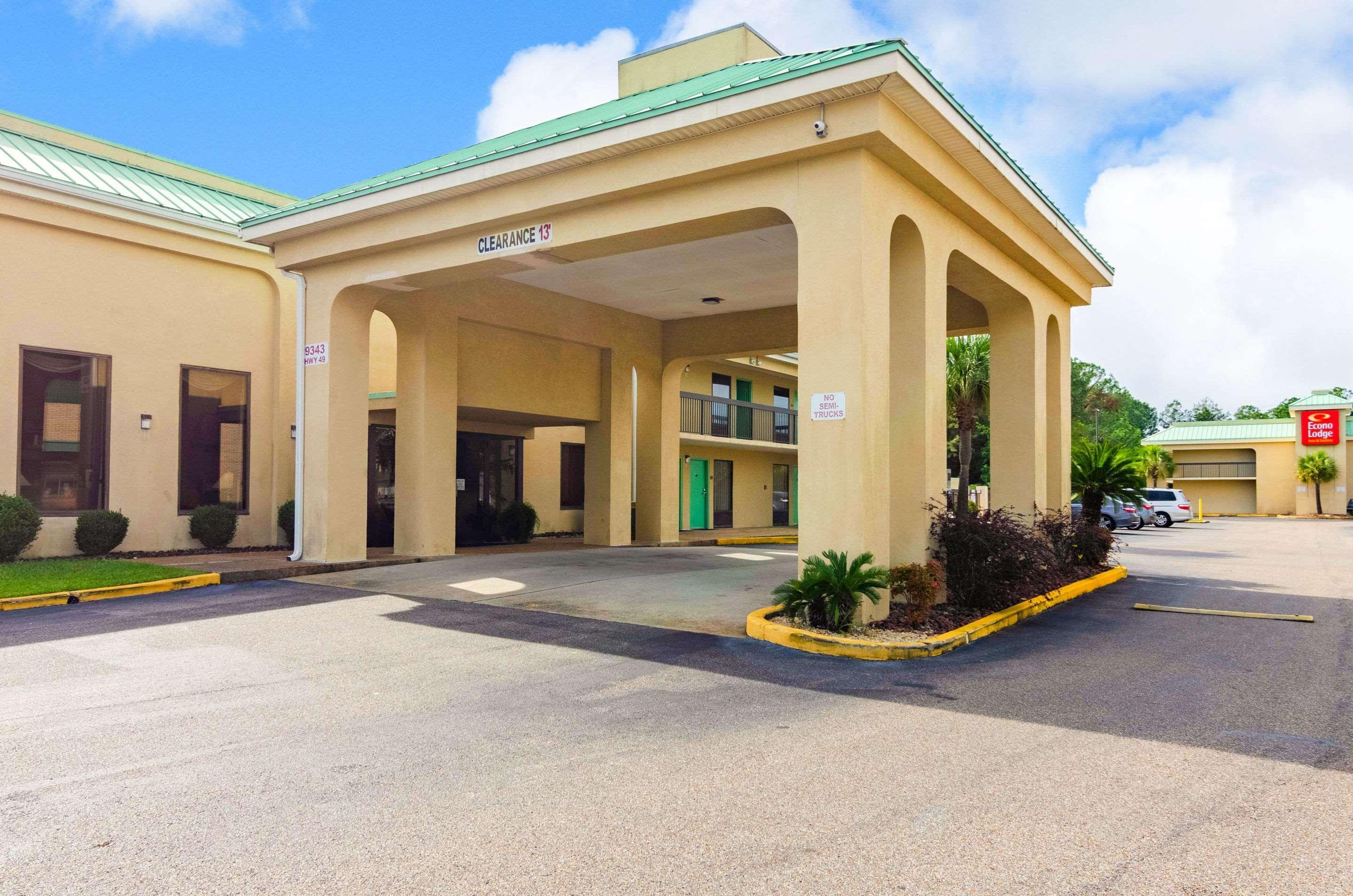 Econo Lodge Inn & Suites Gulfport Exterior foto