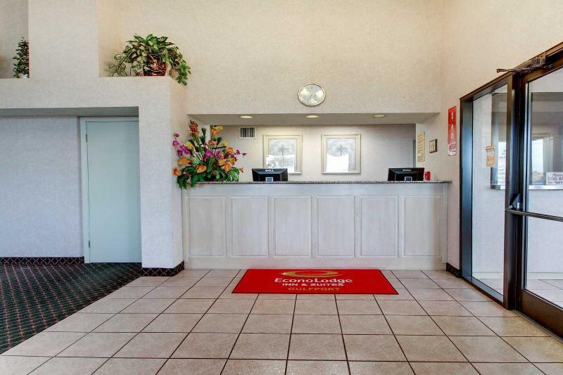 Econo Lodge Inn & Suites Gulfport Exterior foto