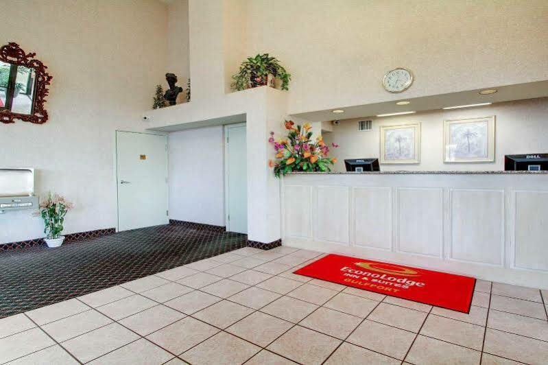Econo Lodge Inn & Suites Gulfport Exterior foto